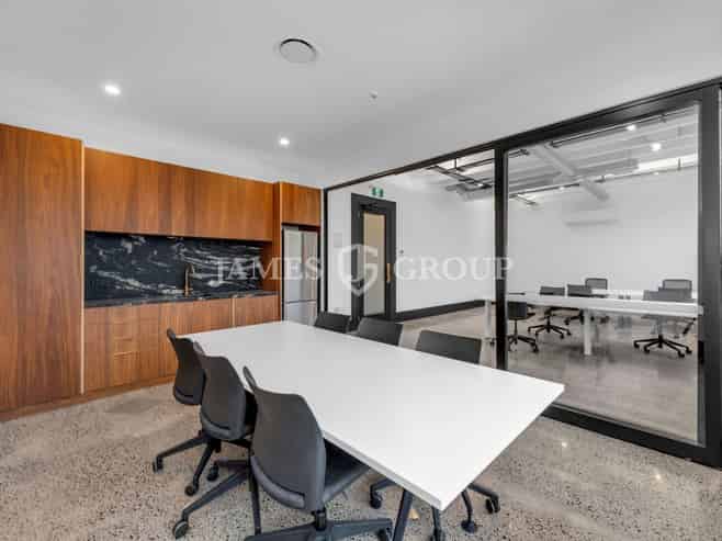 PREMIUM OFFICE SPACES WITH ALL YOU COULD NEED