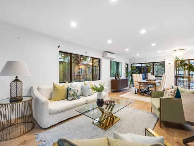 51 Hattaway Avenue, Bucklands Beach