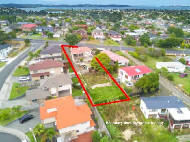 15 Colwill Road, Massey