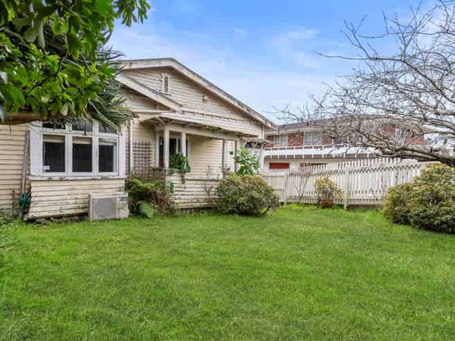273 Balmoral Road, Sandringham