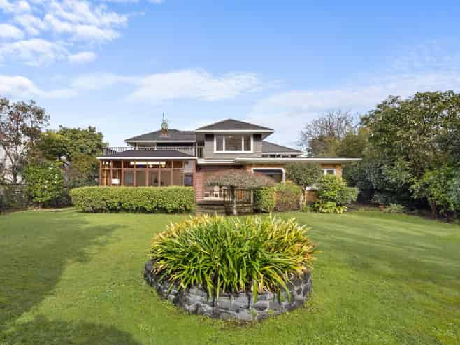 55A Epsom Avenue, Epsom