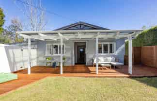 1/49 Konini Road, Titirangi