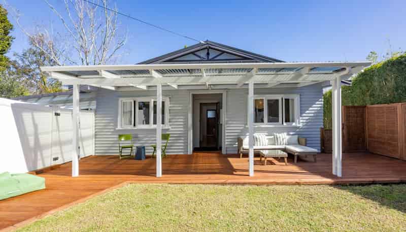 1/49 Konini Road, Titirangi
