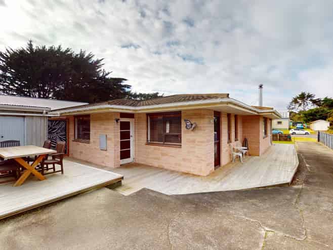 135 Rua Avenue, Waitarere Beach