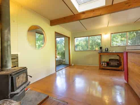 86 Warner Park Avenue, Laingholm