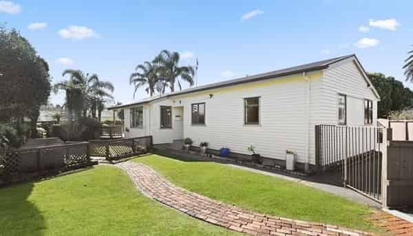 12 Lydiard Place, Chartwell
