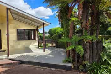 12 Lydiard Place, Chartwell