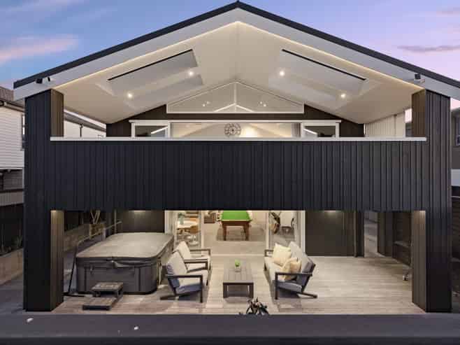 112 Karewa Parade, Papamoa