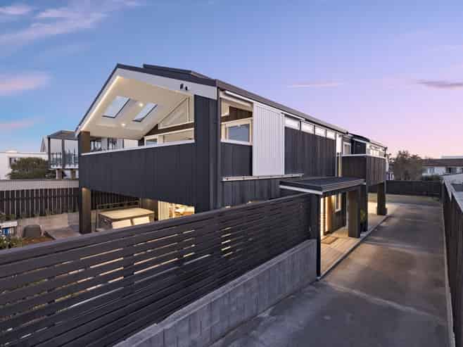 112 Karewa Parade, Papamoa