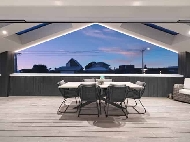 112 Karewa Parade, Papamoa