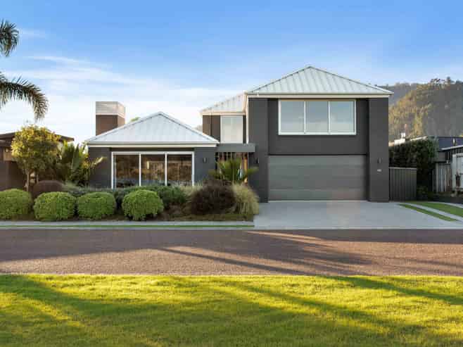 140 Waterways Parade, Pauanui