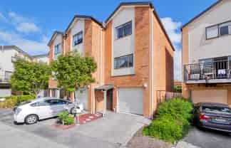 227/172 McLeod Road, Te Atatu South