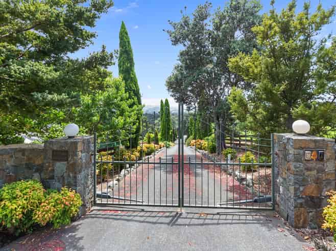 76 Brick Bay Drive, Sandspit