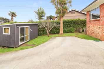 93 Wallace Road, Mangere Bridge
