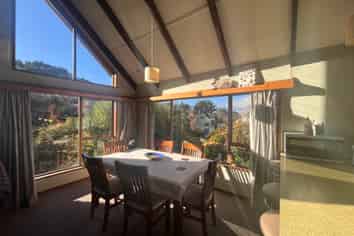 14 Arawata Terrace, Fernhill/Sunshine Bay