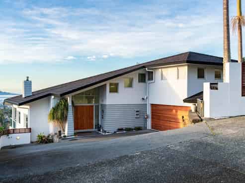 16 Louisa Lane, Kamo