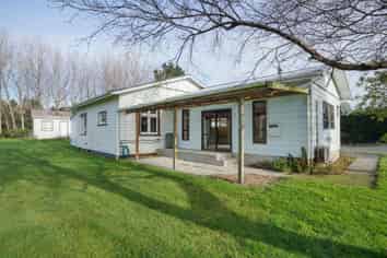 329 Wallacetown-Lorneville Road, MAKAREWA