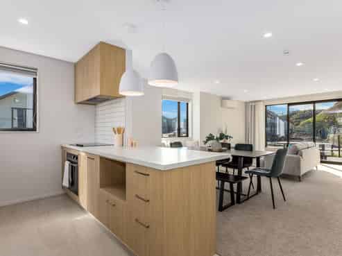 2 Tiratu Rise, Whitby