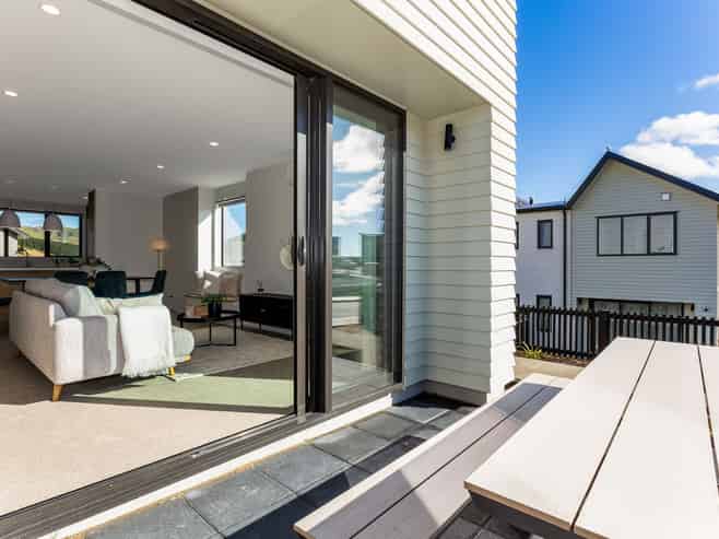 2 Tiratu Rise, Whitby