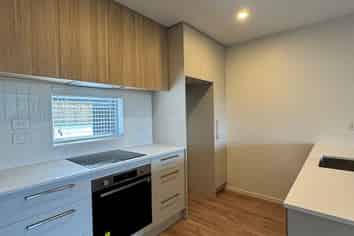 11/59 Seaview Road, Otumoetai