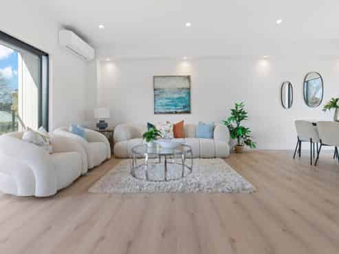 12B Angelo Avenue, Howick