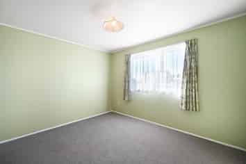 10 Leonard Place, Dinsdale