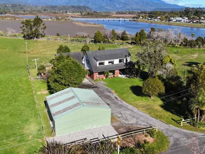 65 Snodgrass Road, Westport