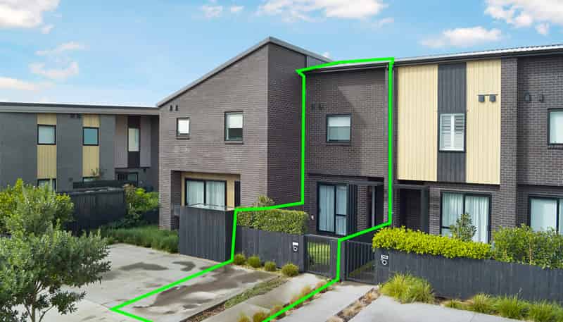 51 Wallace Road, Hobsonville
