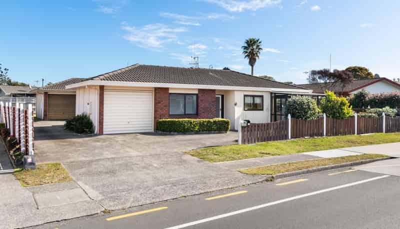 62A Gloucester  Road, Mount Maunganui