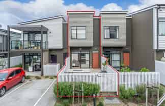 15 Tuatua Road, Hobsonville