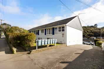 3/300 Karori Road, Karori