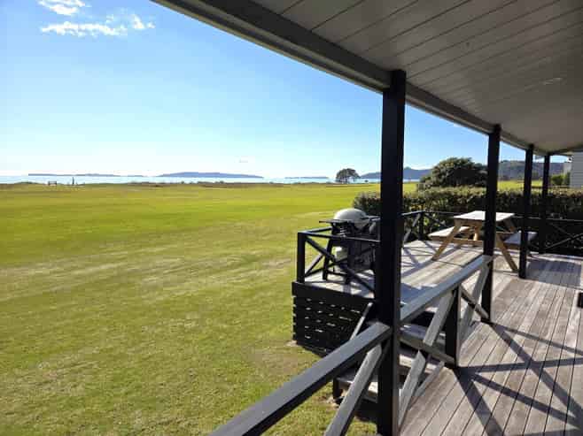 114 Totara Place, Matarangi
