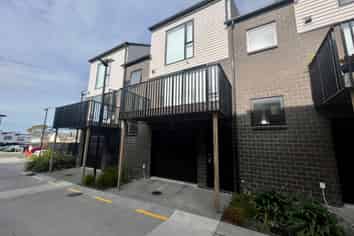 12/1 Fruitvale Road, New Lynn