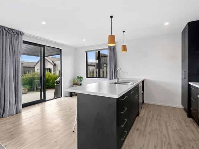 42 Obelisk Street, Wanaka