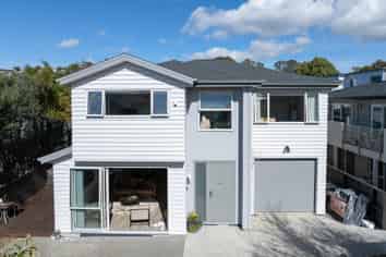 335A East Coast Road, Mairangi Bay