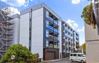413/9 Madeira Lane, Grafton