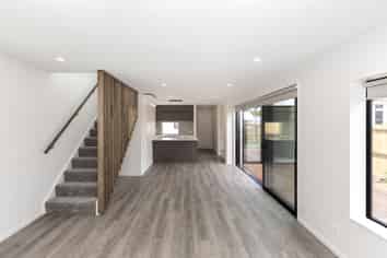 1/50 Warrington Street, Saint Albans