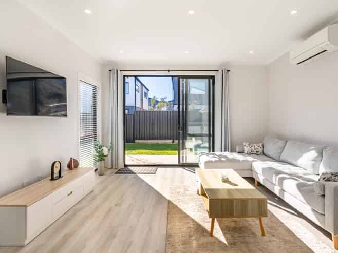 5 Gloaming Lane, Wallaceville