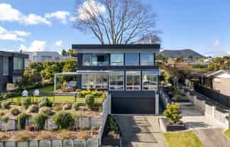 62 Ngamotu Road, Hilltop