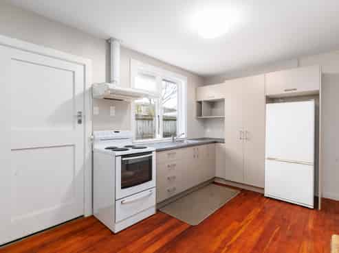 2/27 Devonport Lane, Merivale