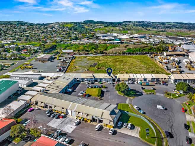 Heavy Industrial Unit in Papakura