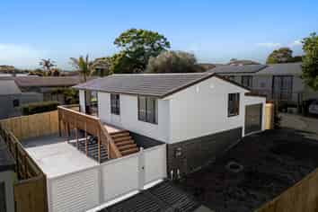 2/34 Ferndale Road, Mount Wellington