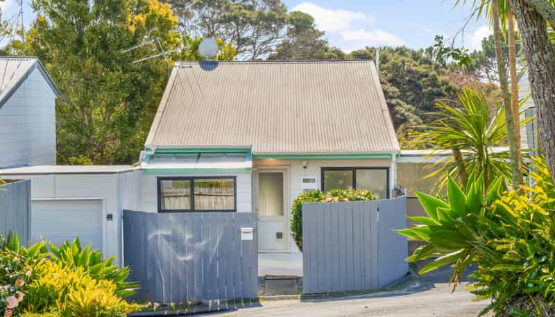 8/24 Beswick Place, Birkdale