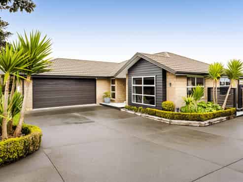 16 Jules Crescent, Bell Block