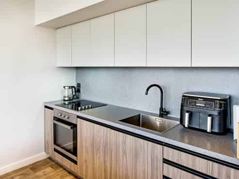 306/14 Laings Road, Hutt Central