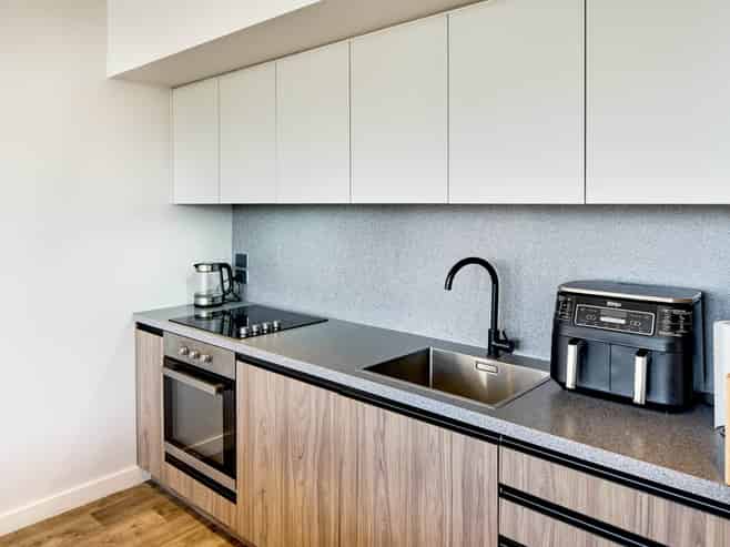 306/14 Laings Road, Hutt Central