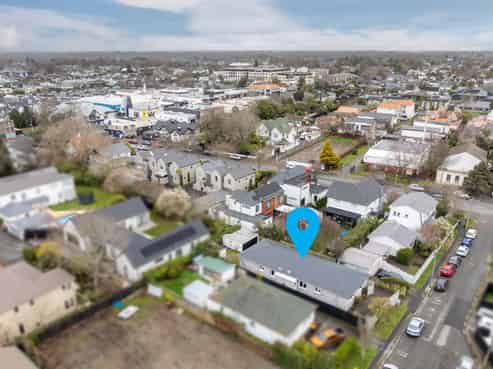 1/27 Devonport Lane, Merivale