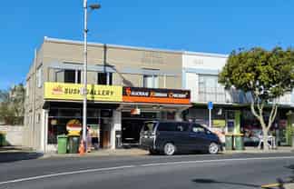 Urgent Sale! Mixed Use investment - 7.51% return
