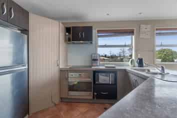 35A Enderley Avenue, Enderley