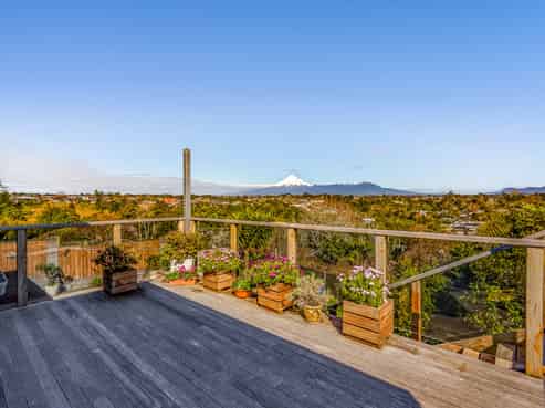 21 Longview Drive, Merrilands